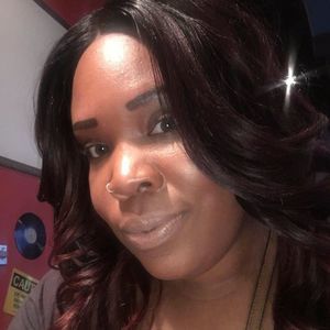 Meet your Posher, Serena